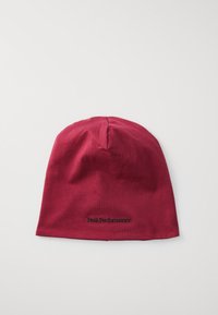 Maroon beanie hat made from smooth fabric, featuring a snug fit and a stitched logo "PeakPerformance" in black on the bottom edge.