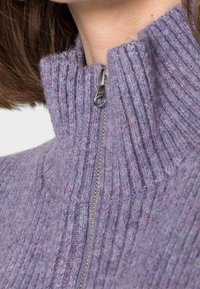 Weekday Chaleco - purple