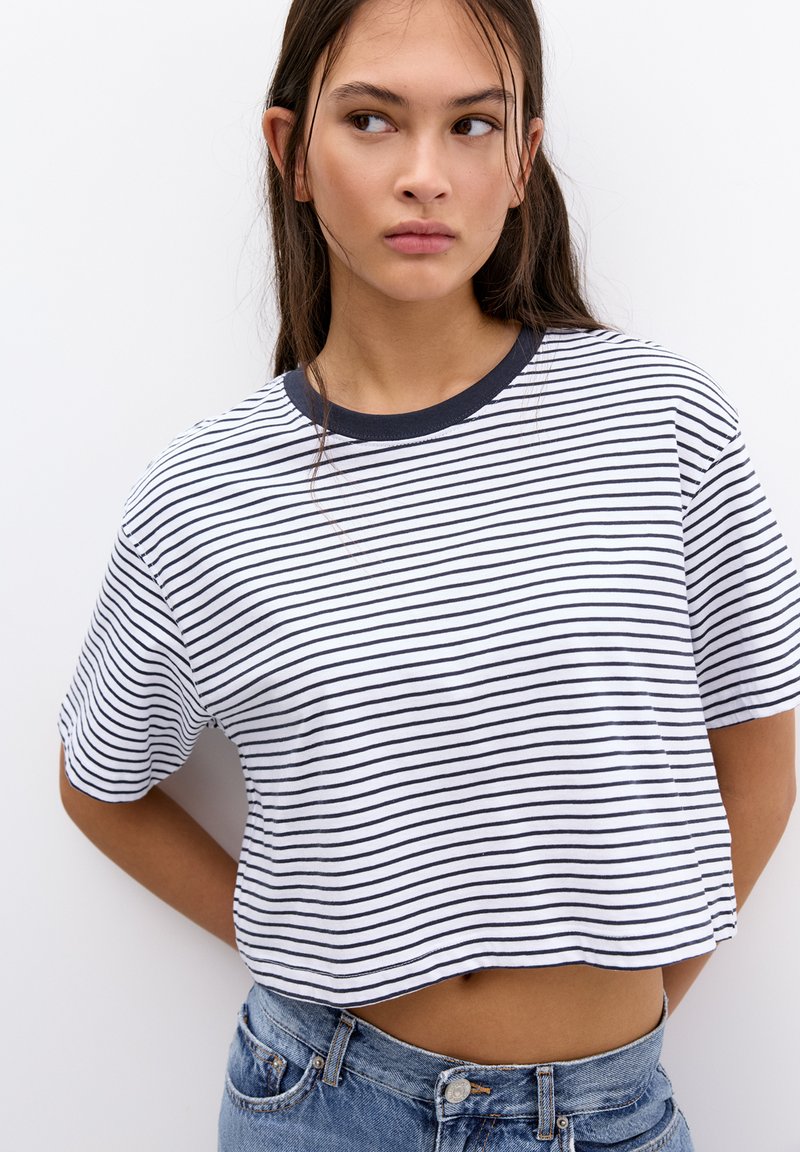 PULL&BEAR HEAVY WEIGHT - T-shirt basique - black/noir PULL&BEAR HEAVY WEIGHT - T-shirt basique - black/noir