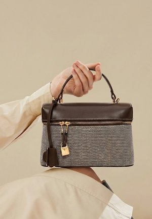 Derimod, Bolso de mano - brown