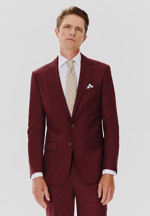 - Marynarka garniturowa