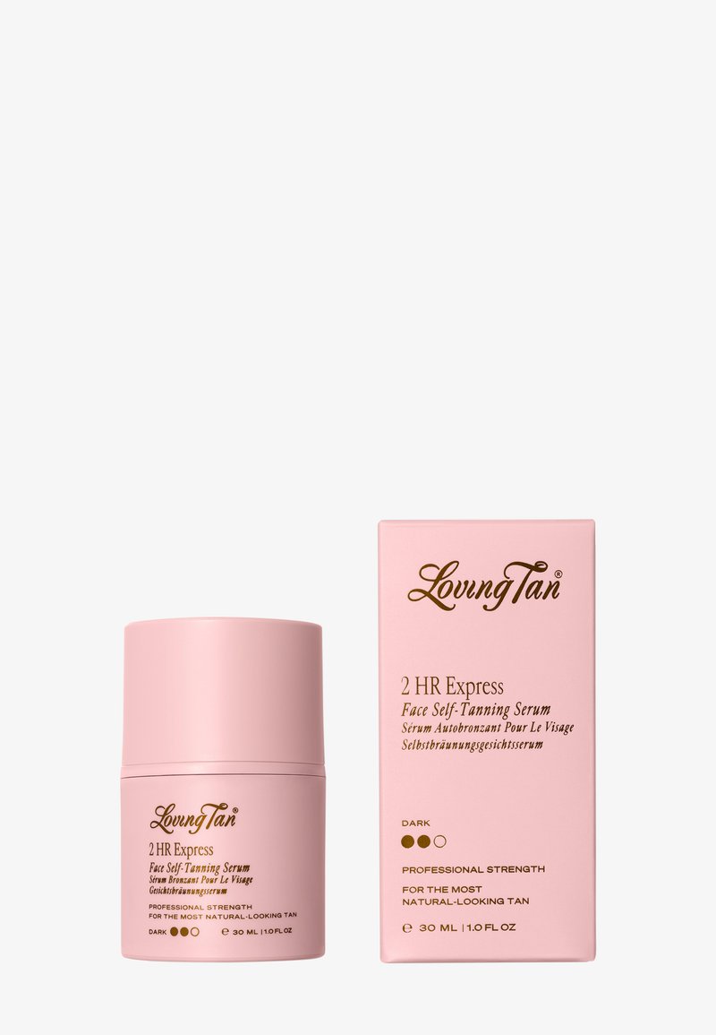 Loving Tan 2-timers Express ansigtsselvbruningsserum flaske og matchende æske i pink emballage til en mørk, naturlig udseende tan, 30 ml.