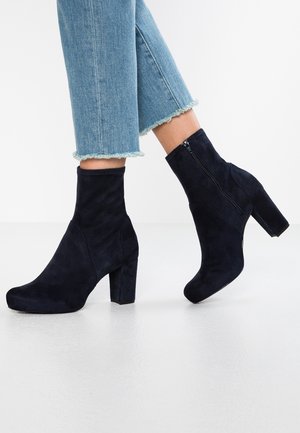 Kotníkové boty - dark blue