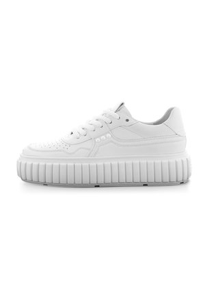 Sneakersy niskie