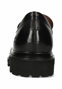 Schwarzer Lederschuh mit glänzender Oberfläche, robuster Gummisohle und strukturiertem Absatz. Verfügt über eine Naht und dezente Markenkennzeichnung an der Seite.