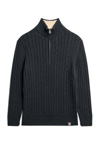 Dunkelblauer Strickpullover mit hohem Kragen, halbem Reißverschluss, geripptem Saum und Zopfmuster. Mit beigem Innenkragen und Markenetikett.