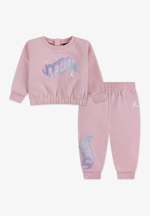 CLUB BUBBLE SET - Survêtement - medium soft pink