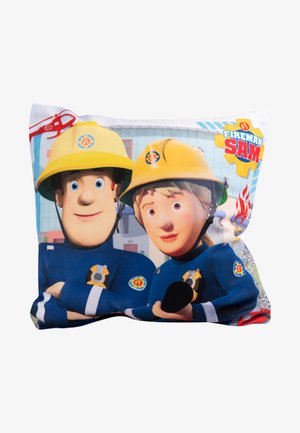 Cuscino con i personaggi di Fireman Sam in colori vivaci. Design vibrante con uniformi blu, caschi gialli e caratteristiche in stile cartone animato.