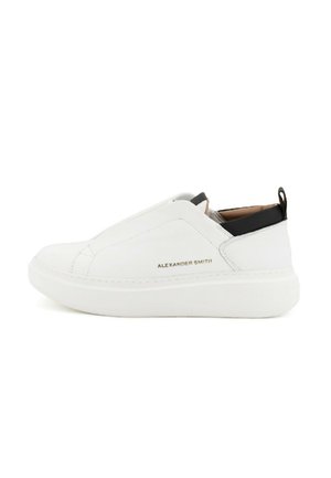 WEMBLEY  - Scarpe senza lacci - off white black