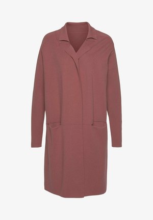 Ruusunvärinen neuletakki, jossa on kaulus, pitkät hihat ja kaksi etutaskua. Valmistettu teksturoidusta kankaasta, rento polvenpituinen malli.