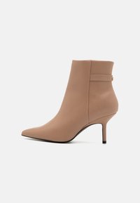 Anna Field Botines - beige