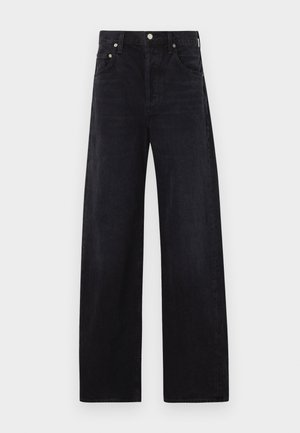 Jeans negri cu picioare largi din denim, având un design cu talie înaltă, stil cu cinci buzunare și accesorii metalice argintii vizibile.