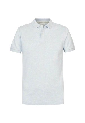 Lyseblå polo t-shirt lavet af bomuld. Har en krave, korte ærmer og en tre-knaps lukning. Blødt, tekstureret stof.