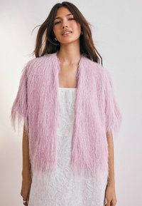 REGULAR FIT - CROPPED FEATHER LOOK COVER-UP - Bunda z nepravej kože - pink