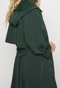 Lacoste Gabardina - black