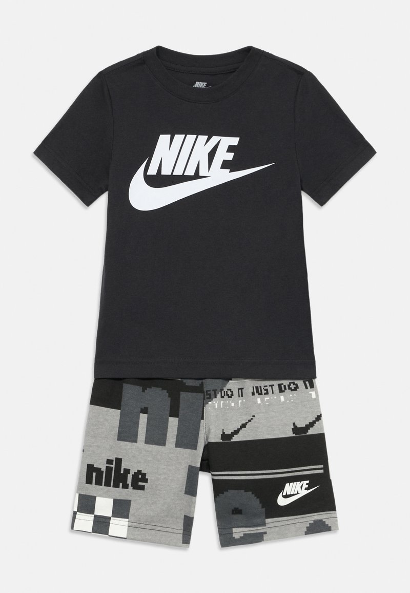 Nike Sportswear T-shirt print zwart Nike Sportswear T-shirt print zwart