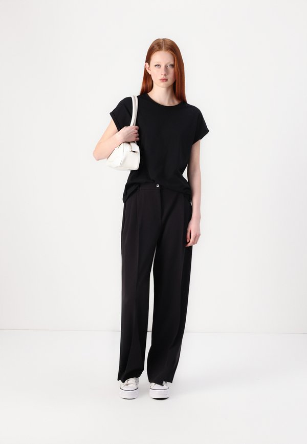 JDYAVA FOLD SLEEVE - Basic T-shirt2