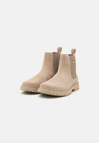 Calvin Klein Jeans EVA BOOT MID CHELSEA ICONIC - Korte laarzen - triple savannah tan