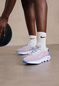 MOTIVA GTX - Παπούτσια για τρέξιμο σε δρόμο - blue tint/university blue/bright crimson/white