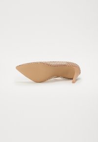 Miniatyrbilde 5