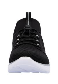 Schwarzer Sportschuh mit Mesh-Obermaterial, elastischen Schnürsenkeln und einer Zuglasche. Verfügt über eine weiße Gummisohle mit strukturiertem Halt.