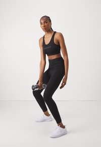 Champion C-TECH LEGGINGS FITTED - Leggings - black
