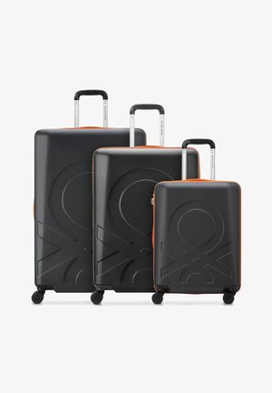 Delsey Paris UNITED COLORS OF BENETTON 4-ROLLEN KOFFERSET 3 TLG. - Set di valigie - black