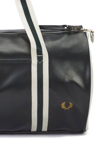 Fred Perry Sportväska - night green ecru