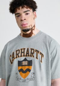 Carhartt WIP - T-shirt z nadrukiem
