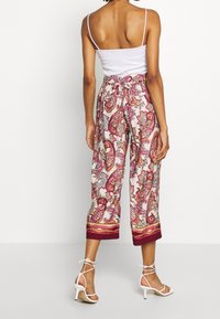 comma Pantalon classique - multi-coloured