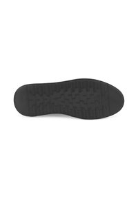 Semelle de chaussure en caoutchouc noir avec un motif de semelle, montrant des rainures et des sections texturées pour l'adhérence, vue de dessous sur un fond blanc.