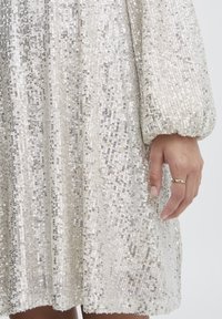 ICHI IHFAUCI - Robe de soirée - frosted almond