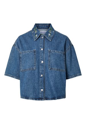 Pieces, PCSKY EMBROIDERY SHIRT - Skjortebluser - medium blue denim