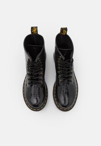 Dr. Martens 1460 - Stivaletti stringati - black