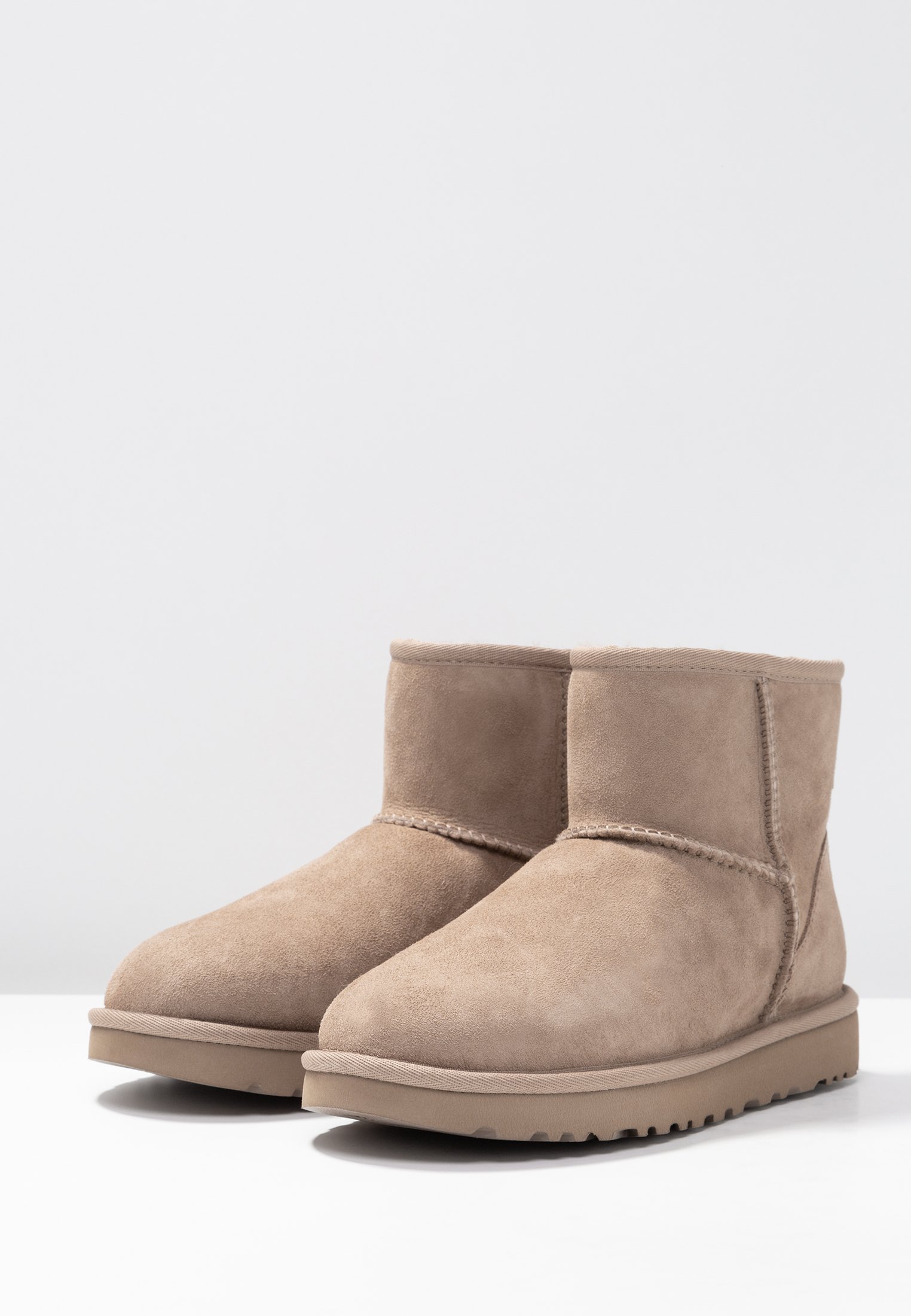 ugg classic fawn