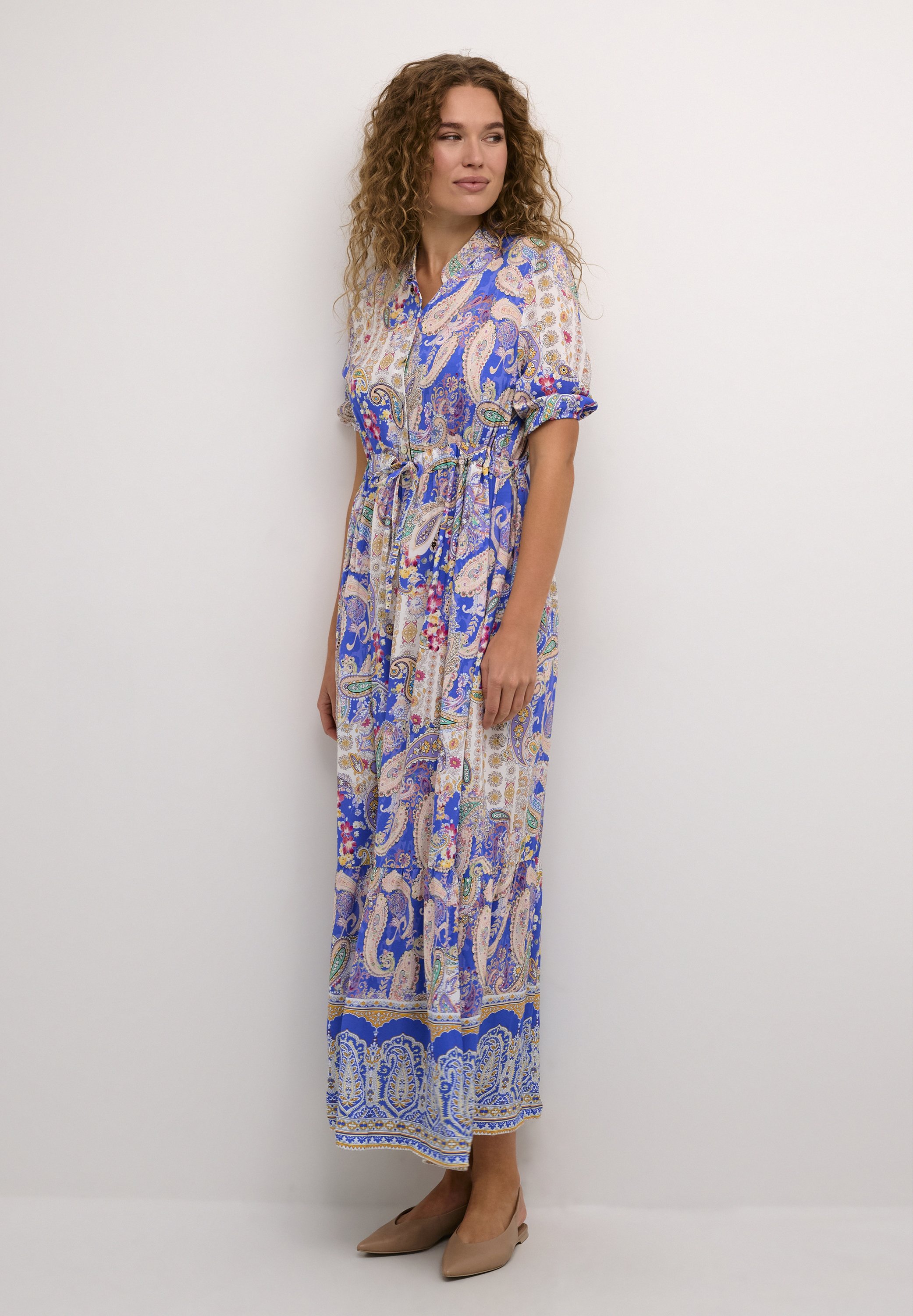 Cream CRAlora Vestito Lungo Cobolt Paisley blu Zalando it Cream CRAlora Vestito Lungo Cobolt Paisley blu Zalando it