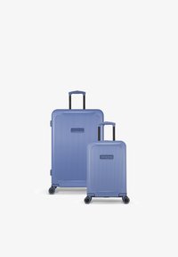 Unselected, elemental blue