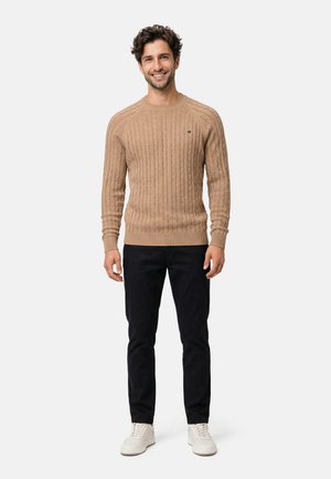 Kronstadt FLYNN CABEL CREW NECK - Strickpullover - wood smoke