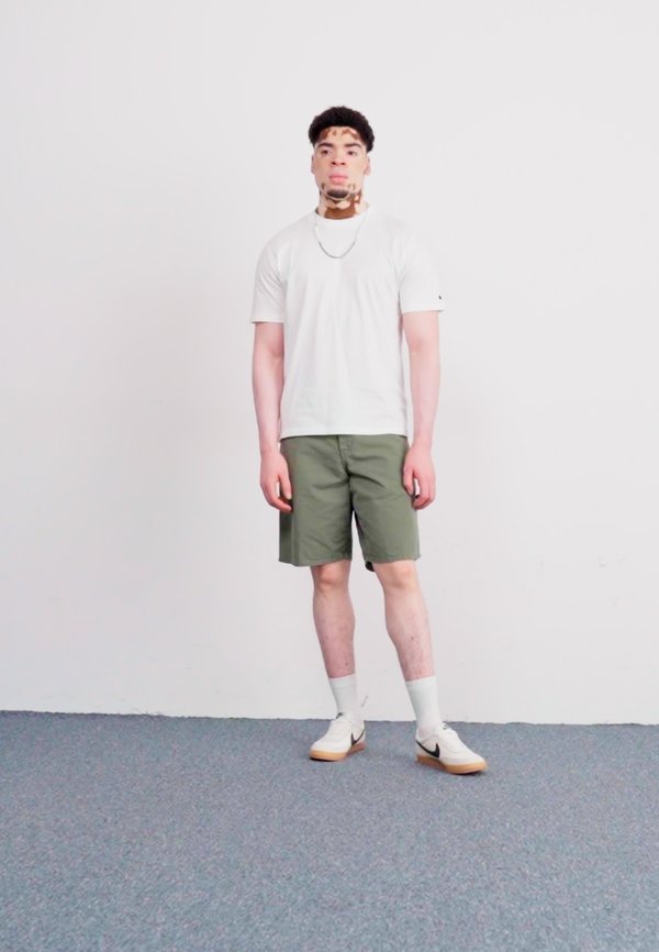 SINGLE KNEE - Denim shorts - park2