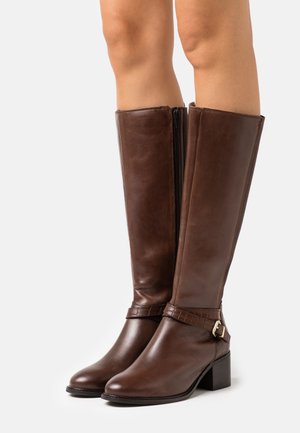 TILDINGS - Høje støvler/ Støvler - brown