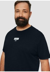 s.Oliver STRUCTUUR - T-Shirt basic - navy