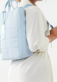 SURI FREY Malý batoh  - light blue