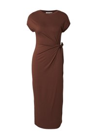 Braunes, knielanges Kleid aus weichem Stoff. Verfügt über einen runden Ausschnitt und eine seitliche Drehung für zusätzliche Form. Mit kurzen Ärmeln und schlichtem Design.