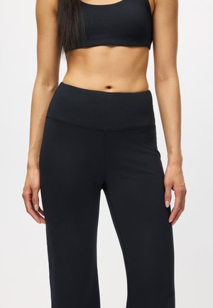 Röhnisch, SMOOTHFLEX HW PANTS - Pantaloni - black