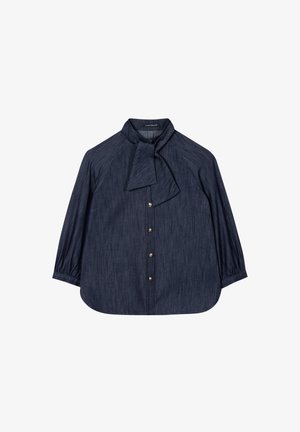 Dunkelblaue, knöpfbare Bluse mit Schleifenkragen, Raglanärmeln und einem weichen, strukturierten Stoff. Verfügt über goldfarbene Knöpfe und einen abgerundeten Saum.