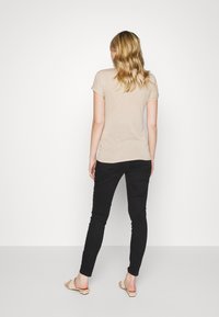 GAP Maternity Calças de ganga de corte skinny - black wash