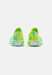 Converse CHUCK TAYLOR ALL STAR PLAY LITE CX BRIGHT SWIRL UNISEX - Slip-ons - triple cyan/slime light/white