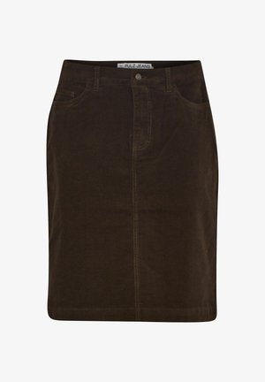 Bruine corduroy rok met een rechte snit, voorzien van voorzakken en een knoopsluiting. De stiksels contrasteren met de stofstructuur.