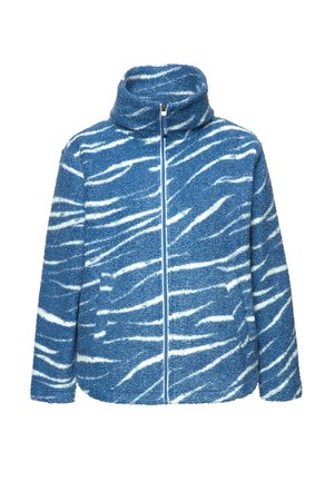 Chaqueta de forro polar azul con rayas blancas onduladas, cuello alto, cremallera completa y textura suave. Corte relajado con mangas largas.