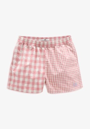 Pink og hvide gingham-shorts med elastisk taljebånd, hvor den ene side har større tern og et lille logo broderet i blåt.